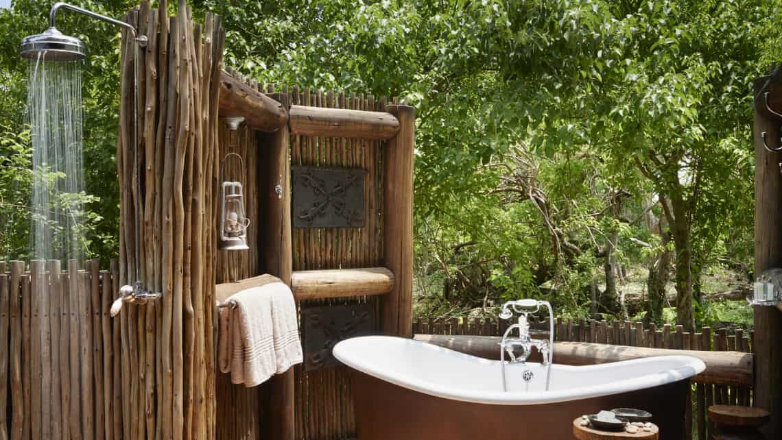 BAdewanne Aussen Belmond Khwai River Lodge, Khwai