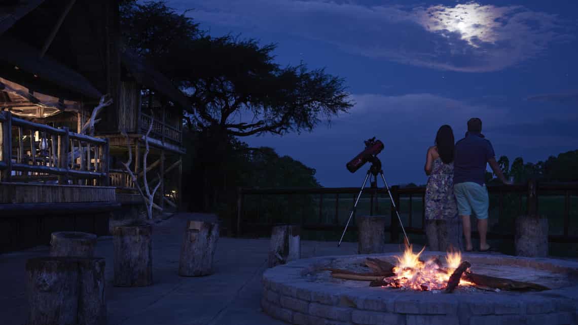Lagerfeuer Sternebeobachtung Belmond Khwai River Lodge, Khwai