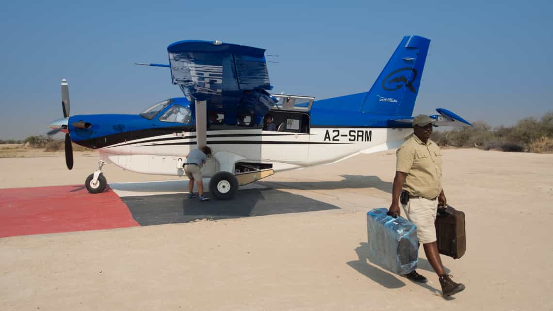 Ankunft mit dem Kleinflugzeug Gessna in der Sandibe Safari Lodge